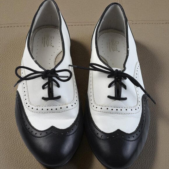 G.H. Bass Joyce Oxfords | Size 9.5 Black/White - Picture 1 of 6